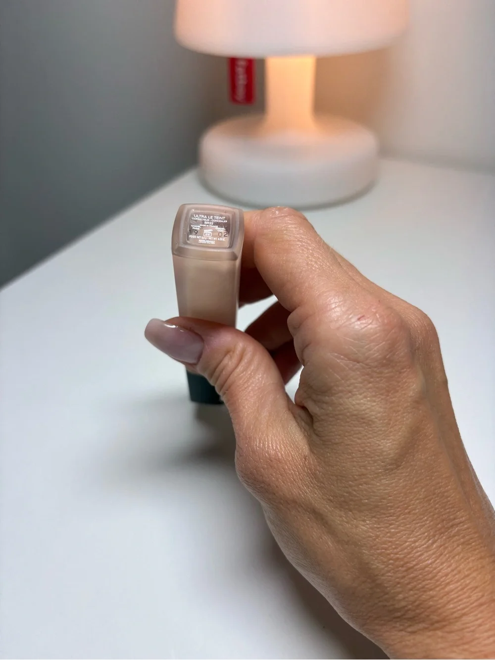 Chanel ultra le teint concealer , B20